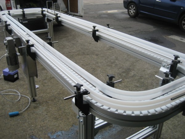 Bosch_chain_conveyor_355.jpg